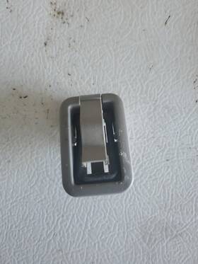 66317-32010 Toyota 04-06 Lexus Rx330 Cargo Wall Hook Clip Retainer Highlander Hybrid 08-10