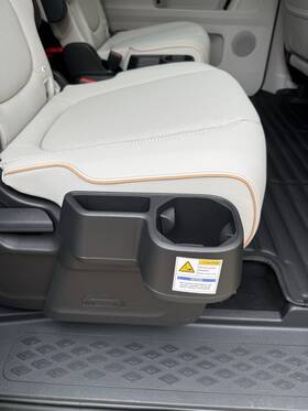 Volkswagen 1t3061129 Id. Buzz Cup Holders 2nd Row