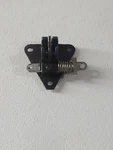 2002-05 Chevy Trailblazer Gmc Envoy Glove Box Latch Assembly P/n 25803534. Fixed Price $20.00.
