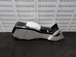 Range Rover Vogue L405 Centre Console With Arm Rest. Fixed Price $531.71.