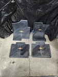 1999-2006 Chevrolet Avalanche Suburban Oem Factory Rubber All Weather Floor Mats. Fixed Price $131.75.
