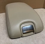 04-09 Jaguar XJ8 Xjr Vdp X350 Oem Beige Front Center Console Arm Rest Lid. Fixed Price $95.00.